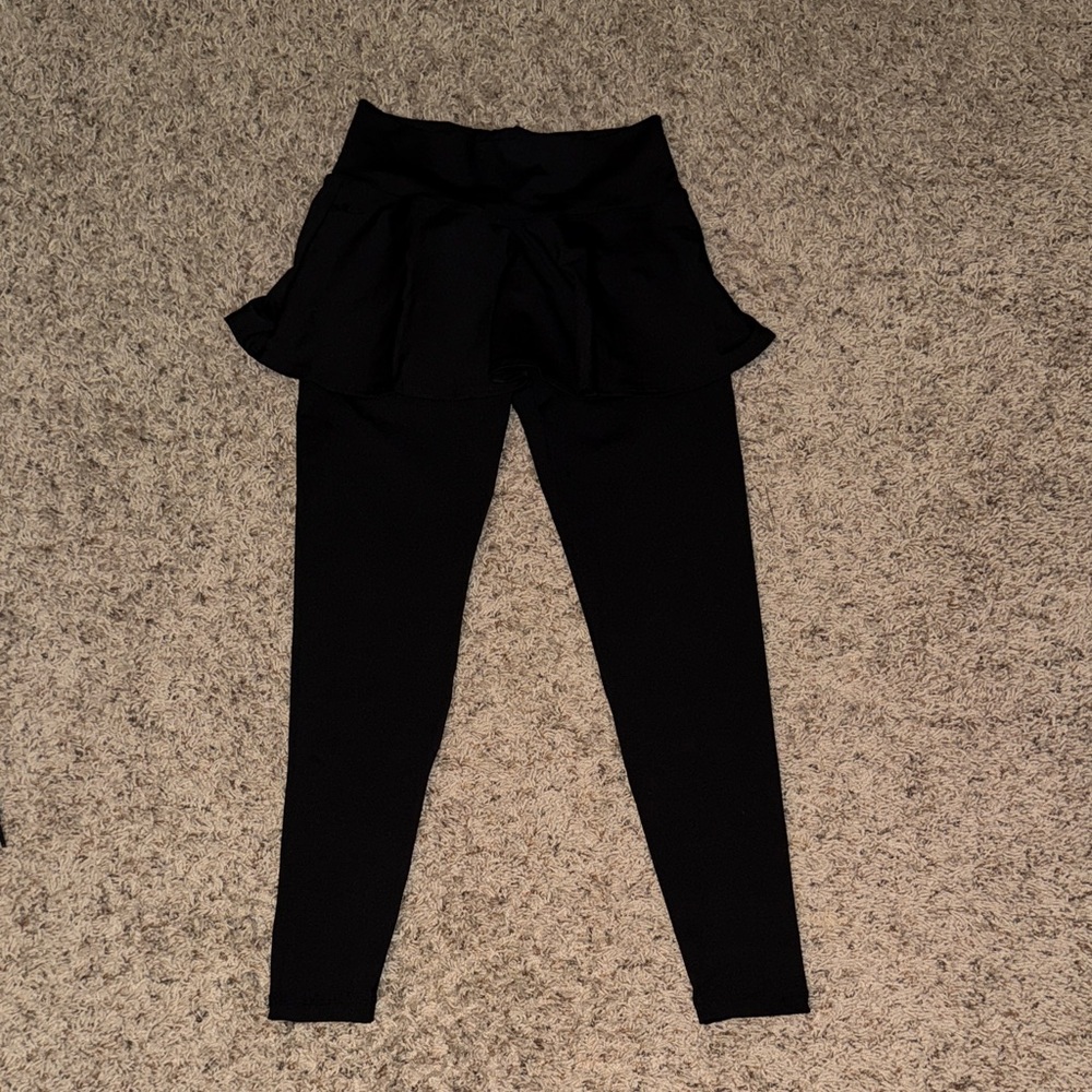 Black Athletic Skirt with Leggings